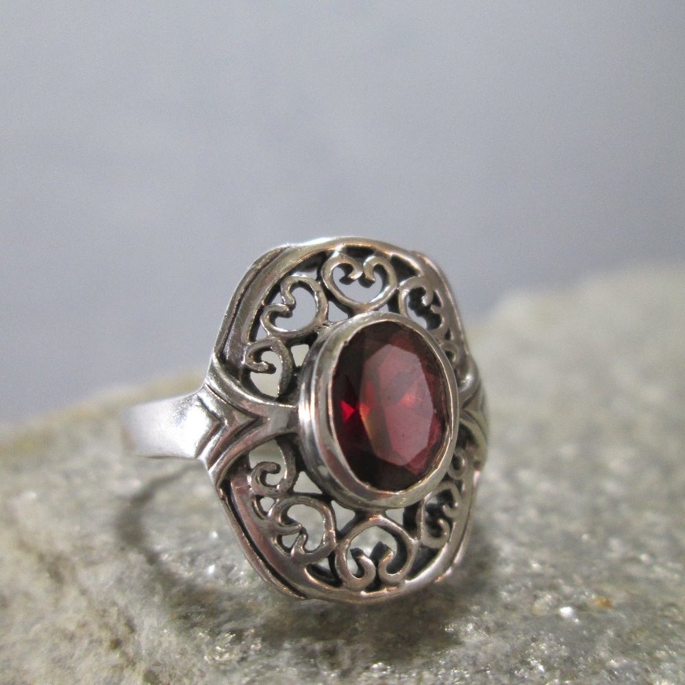 Artisan Oval Cut Garnet Ring, Sterling Silver Sz 8 - Picture 4 of 9